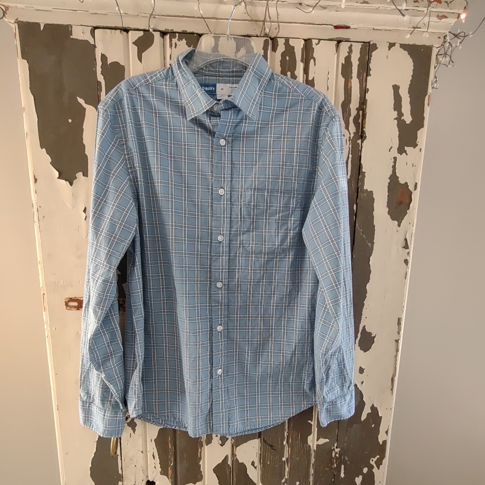 Regular Fit With Build-In-Flex By Old Navy Medium - image 1